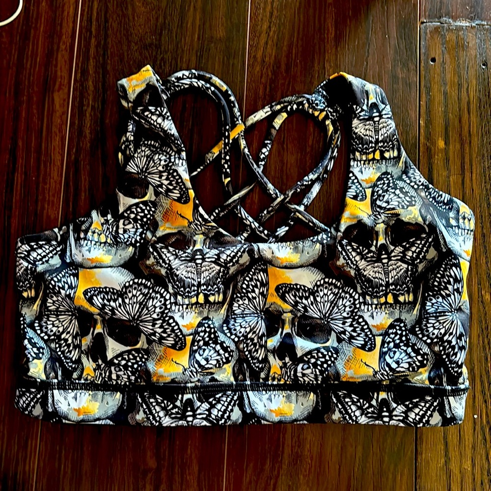 CVG sports bra. Never worn, too big. Smoke and pet free home